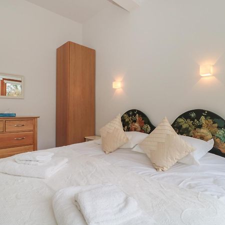 Russet Villa Martin  ภายนอก รูปภาพ